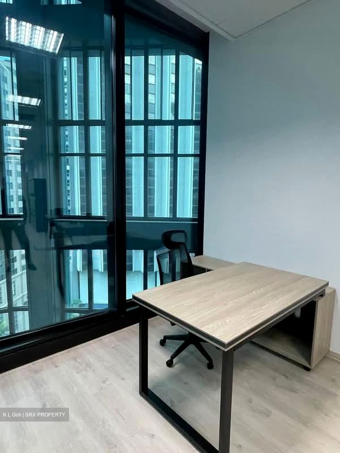 Harvey Road (D13), Office #582356151